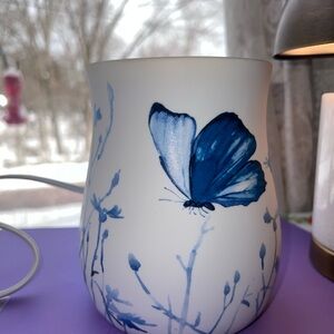 Free to fly Scentsy Warmer